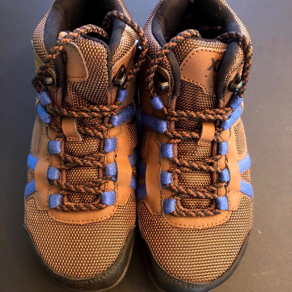 Xero hiking boots worn twice.